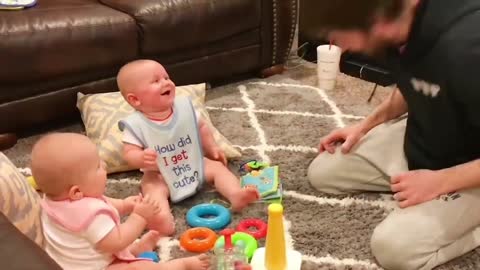 twin funny baby video