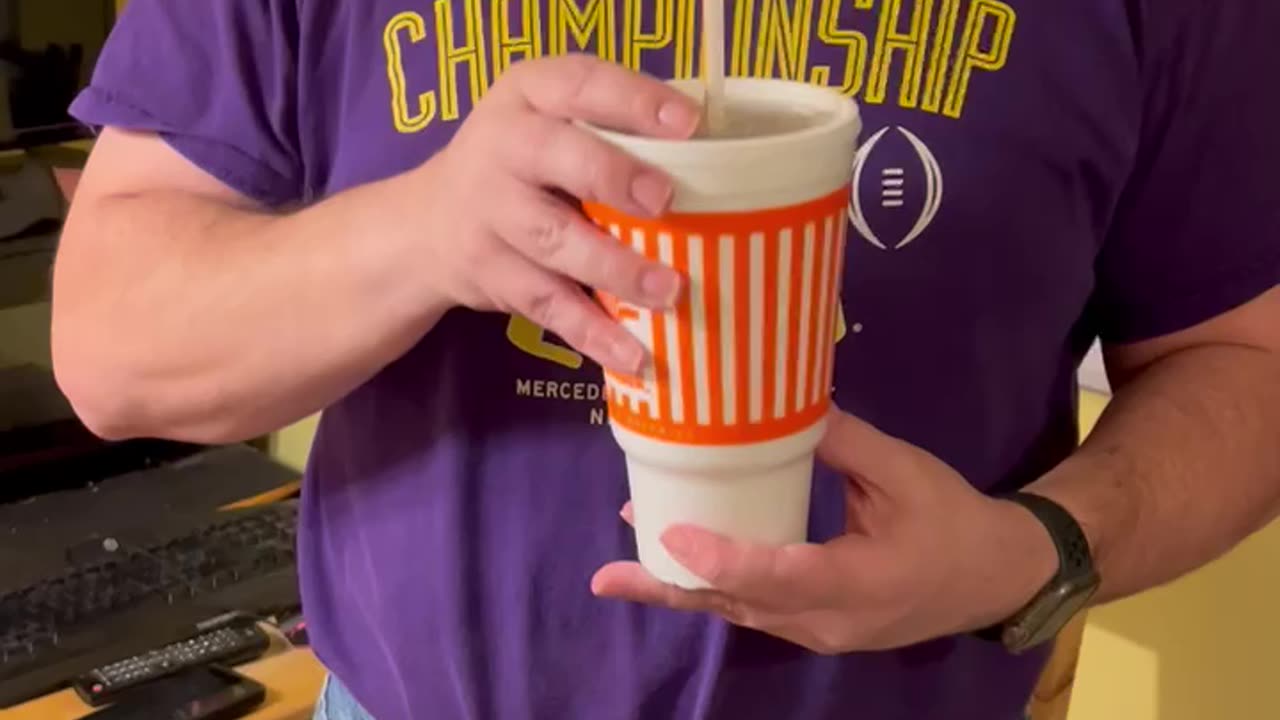 WhaTaburger FUZE peach tea