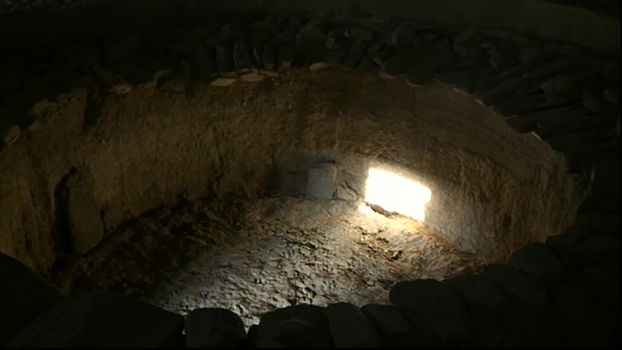 Solsticio de invierno en el sepulcro megalítico Huerta Montero, 21/12/16