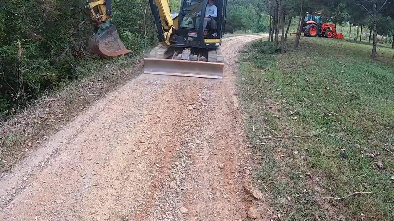 Fixing A Gravel Driveway With Yanmar and Kubota