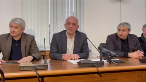 Алмас Джапуа о взаимодействии депутатов с Комиссией по конституционной реформе