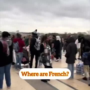 A Russian tourist very shocked by what he sees in Paris