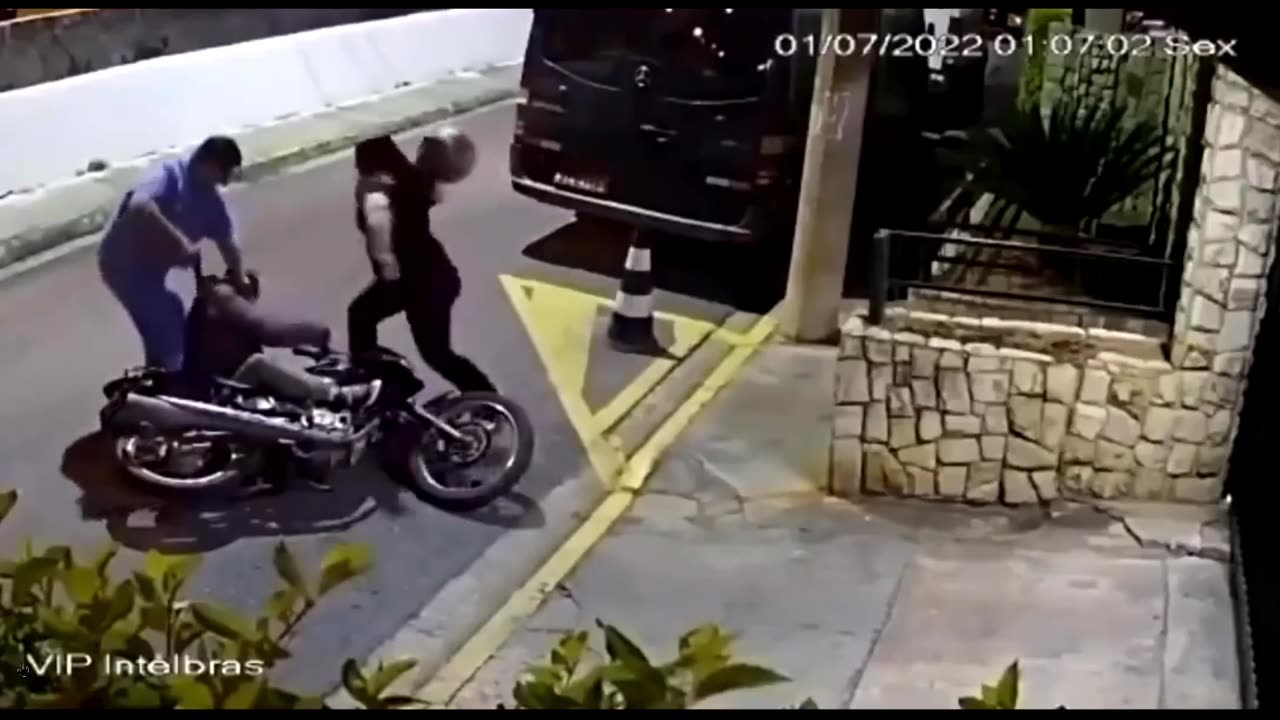 FAFO: motorcyclist tried to rob this couple at gun point - they kick his as*