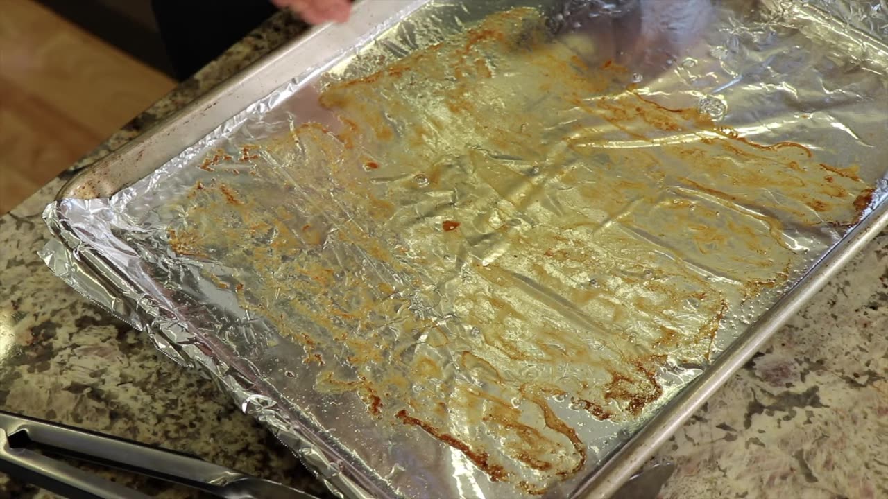 Why cooking bacon in the over is better!