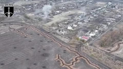 🔥💥 Destruction of Russian equipment and soldiers by Ukrainian artillery and Leopard 2!