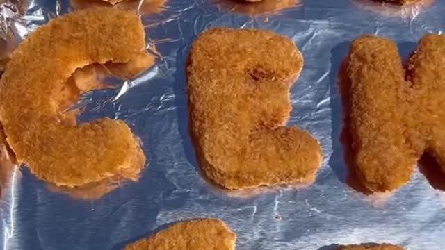 thesechickennuggetswerejustlikemickeyd’s#voozhydrate@voozhydrate