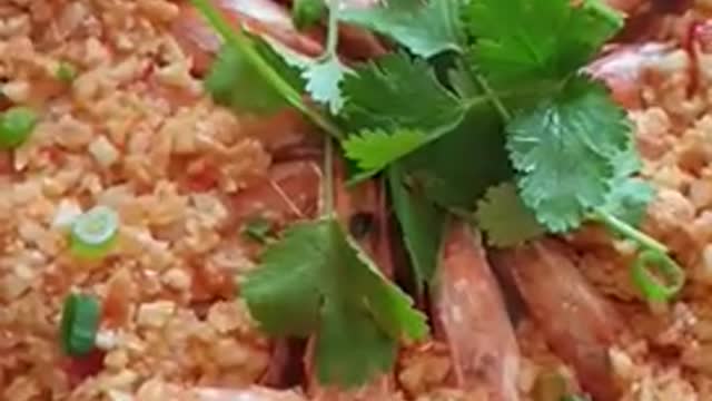 Rich shrimp fried rice with fragrant coriander~ I miss this scent