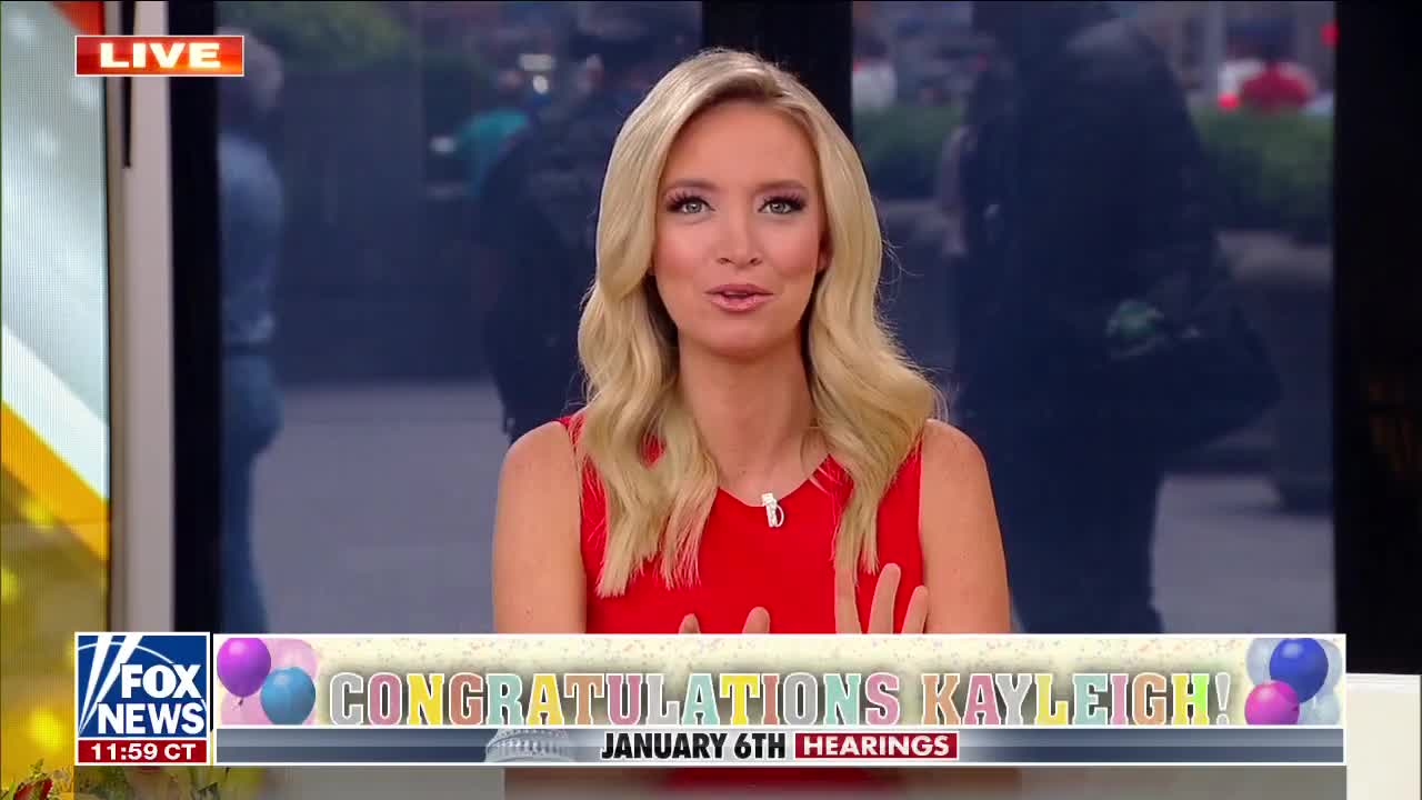 Kayleigh McEnany announces pregnancy on 'Outnumbered'