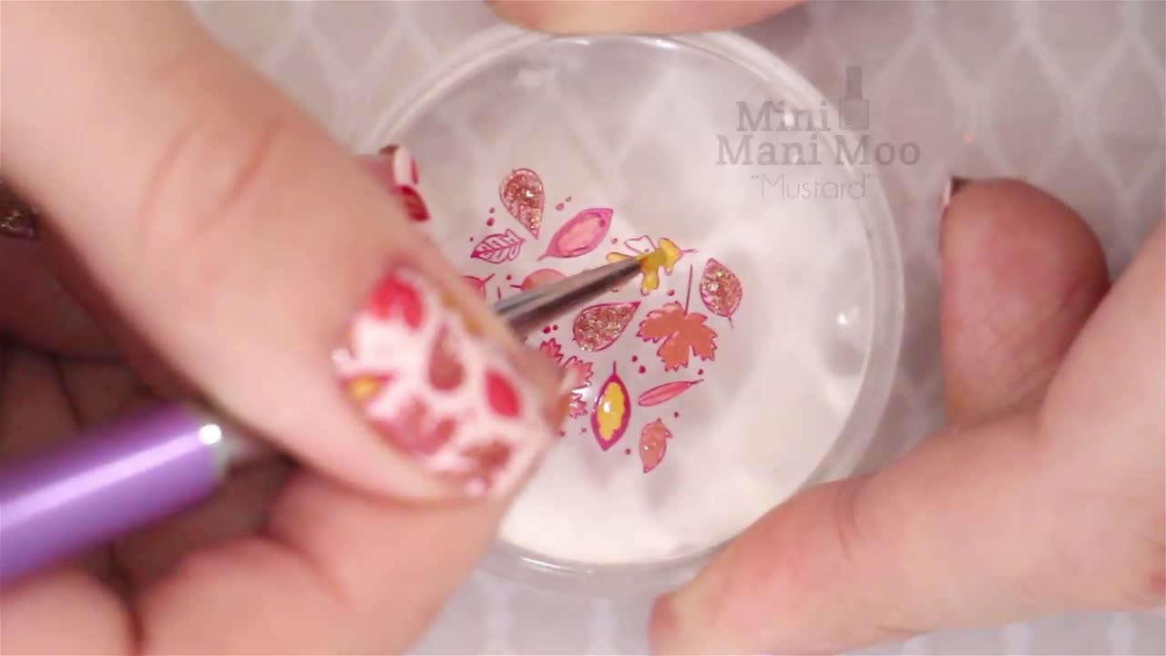 Fall Leaves Nail Art