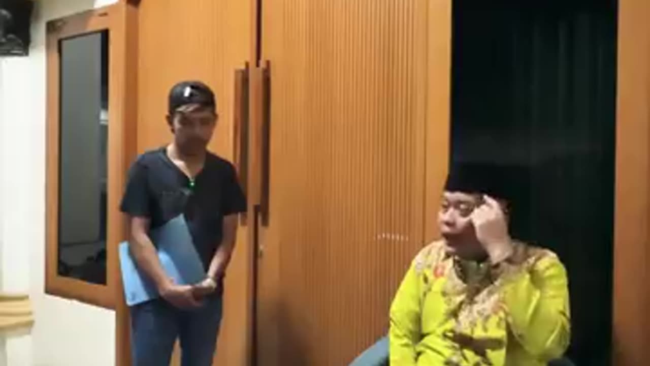 PUSING SAMA YG MINTA SUMBANGAN