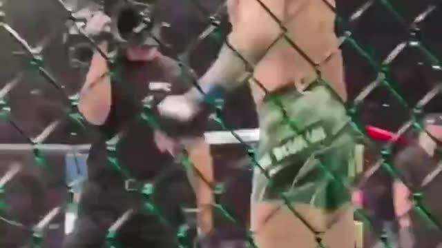 Coner Mcgregor's billionaire strut at UFC 264