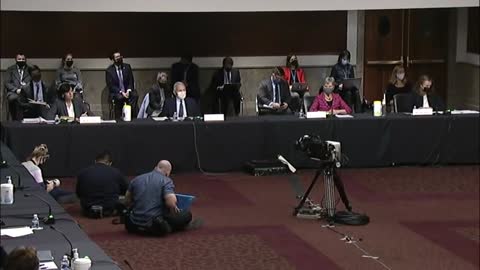 Senator Grills Evasive CDC Director "What Percent Of CDC Employees Are Vaccinated?"