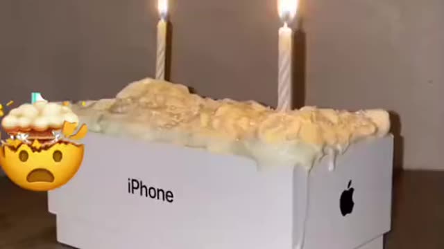 An iphone cake