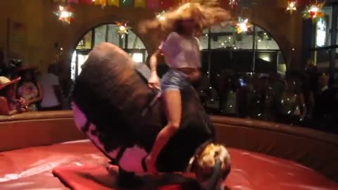 How I met your mother | Girl riding a mechanical bull like a boss