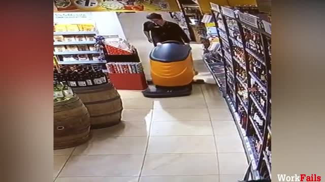 TOTAL IDIOTS AT WORK #3