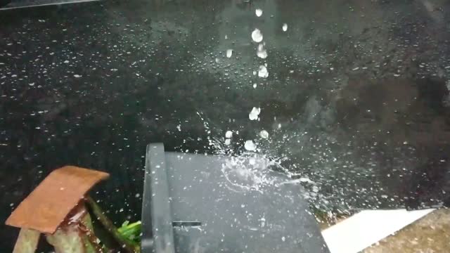 Outside garden tap on water flowing 960fps