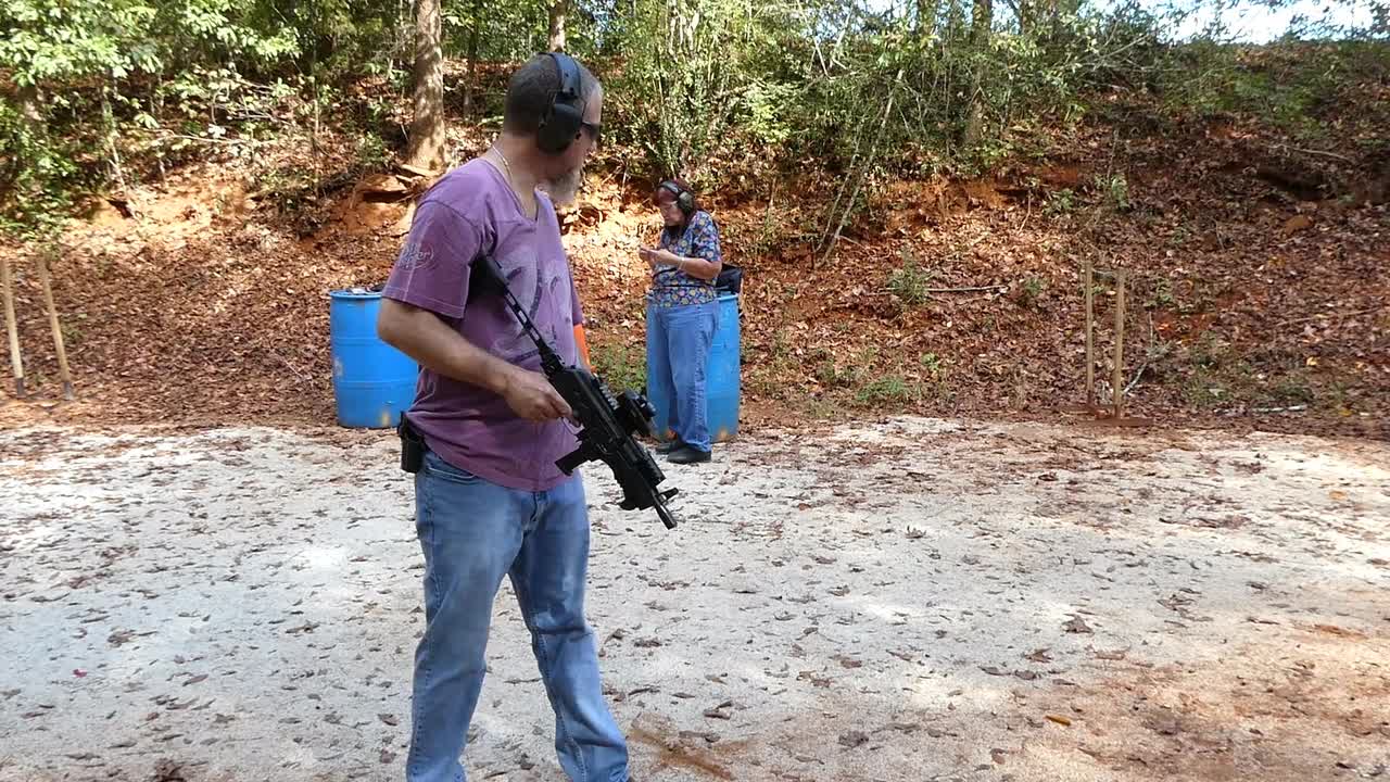 PAK 9 Folding Brace, Shooting folded and open. Bit of Pie at the end.