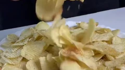Lays chicken