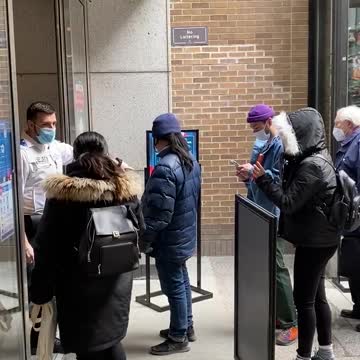 Shoppers screened before entry at Toronto's Eaton Centre