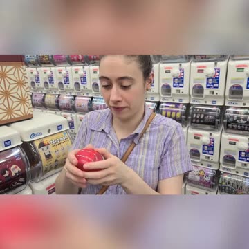 Trying Harry Potter Gacha In Japan! #harrypotter #japan