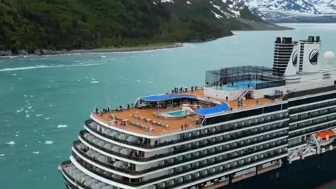 Nature / Outdoors / Alaska / Glacier / Cruise / Ship / Travel