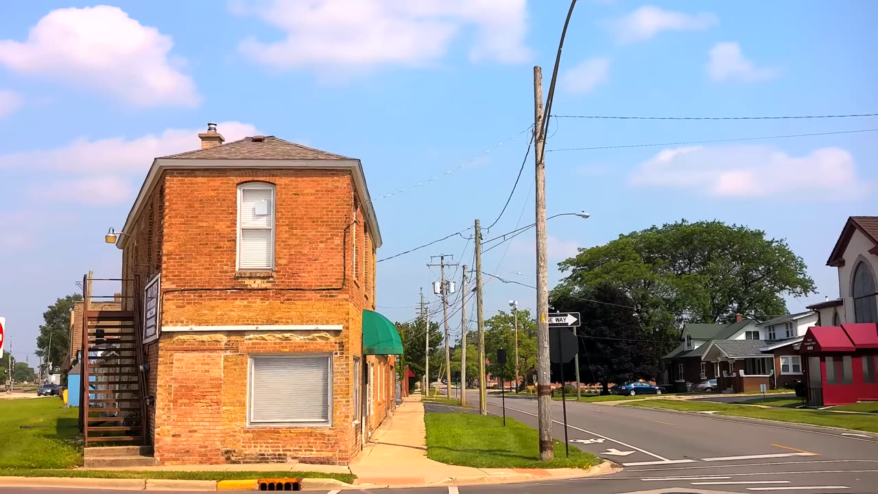 Little Egypt,Southern Illinois,U.S.A DOCUMENTARIO L'Illinois meridionale,noto anche come Little Egypt,è una regione dello stato dell'Illinois,negli U.S.A confina con i due fiumi più voluminosi il Mississippi e Ohio,era come la valle del Nilo