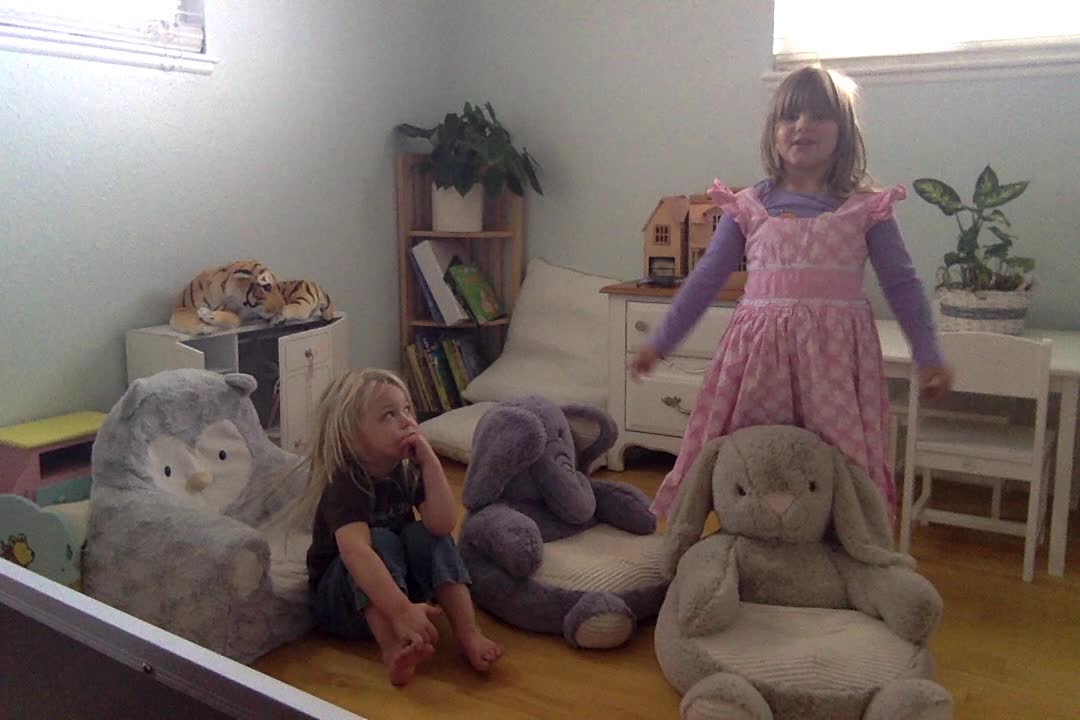 Manna Kids singing