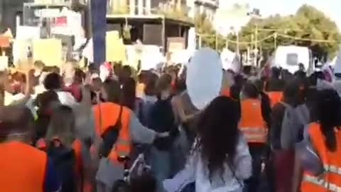 Manifestación masiva en Berlín contra los mandatos de inyección