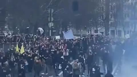 Belgians Taking To The Streets ~ The people have had enough, End This Tyranny, the fire is lit 🔥
