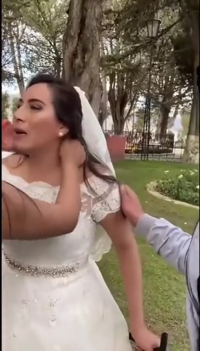 Bride Caught Her Groom Cheating On Their Wedding Day 😳