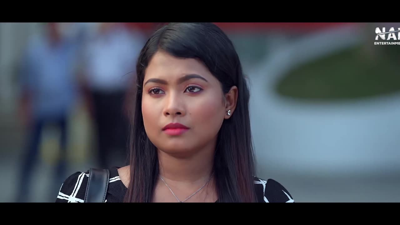 মেডাম এবং ছাত্র প্রেম নিয়ে তর্ক যুদ্ধ