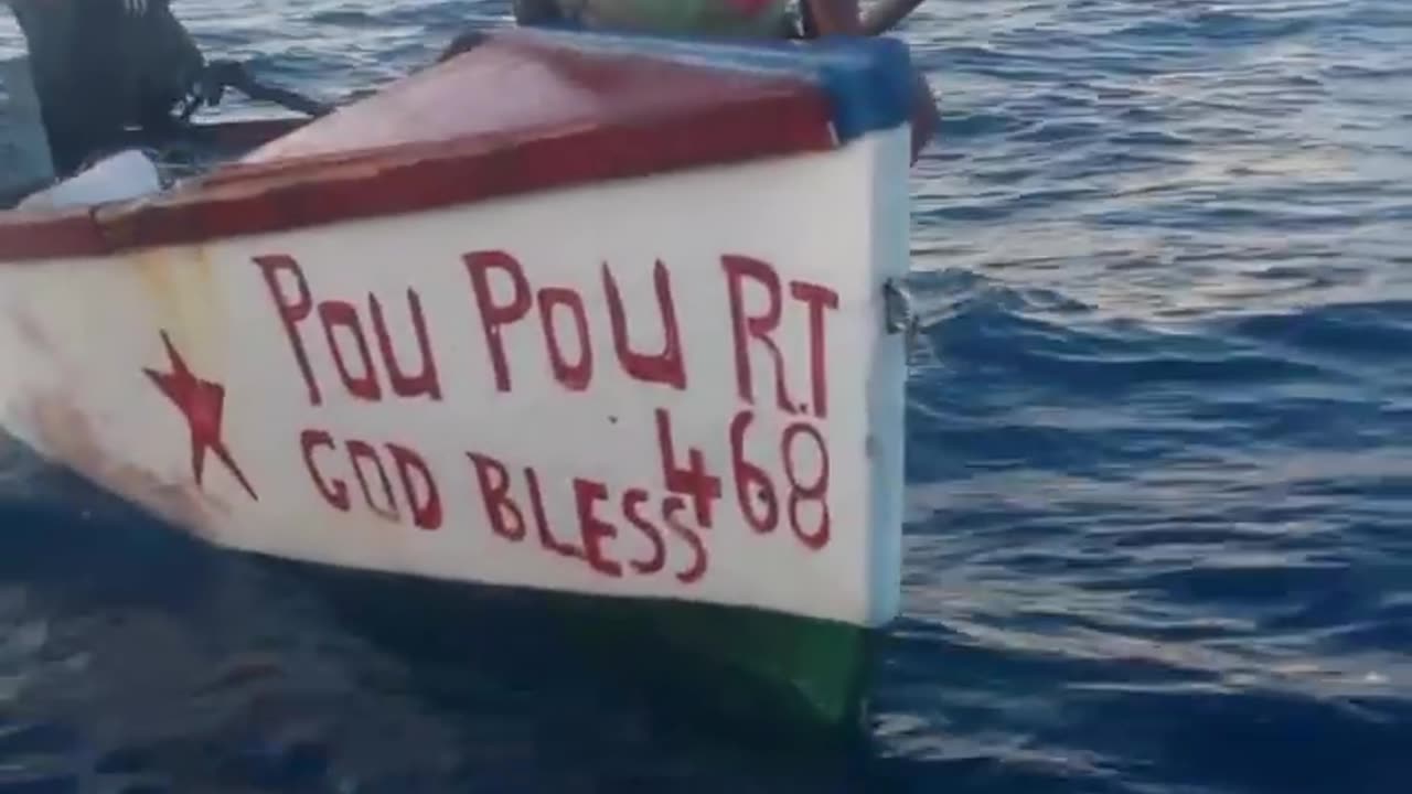 SEA SICK 🤢, BAD DAY AT SEA WATCH FULL VIDEO ON YOUTUBE LINK IN DESCRIPTION
