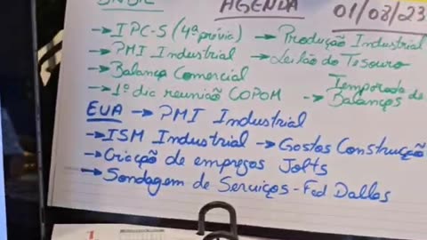 Bolsas se ajustam após julho positivo: Minuto Touro de Ouro