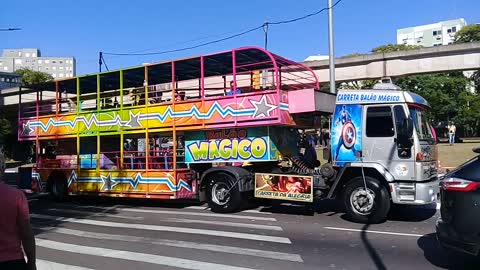 Carreta Balão Mágico em Porto Alegre - Arquivo original 29