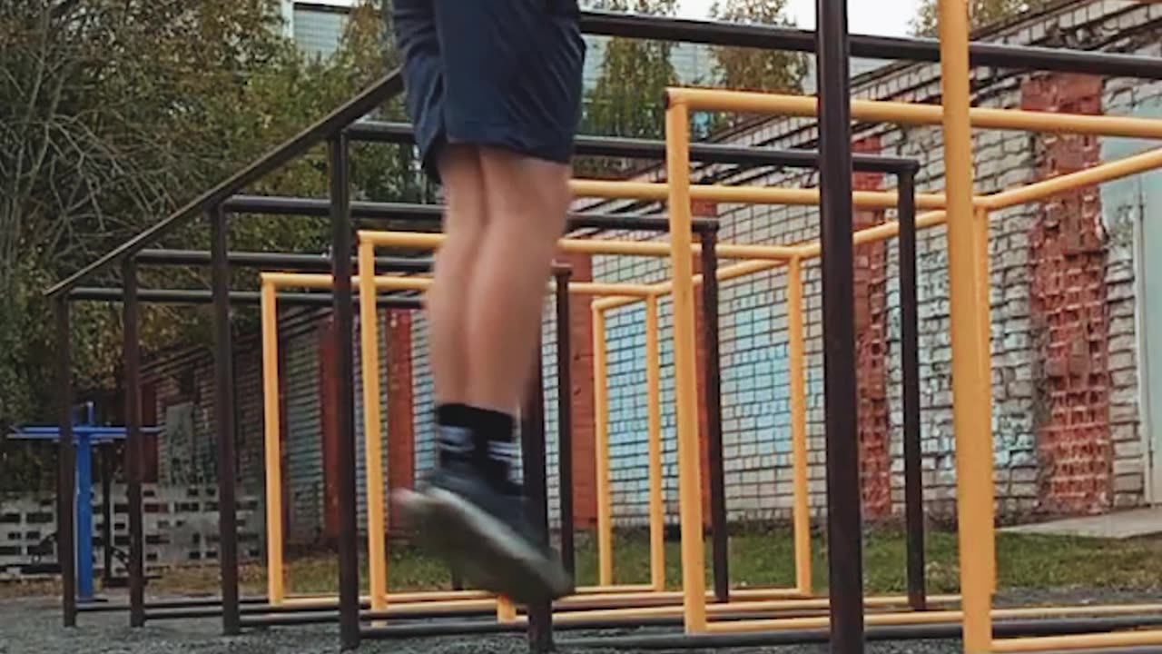 #calisthenics #calisthenicspark #calisthenicsjourney #calisthenicslover #coreworkout #iloveyoga