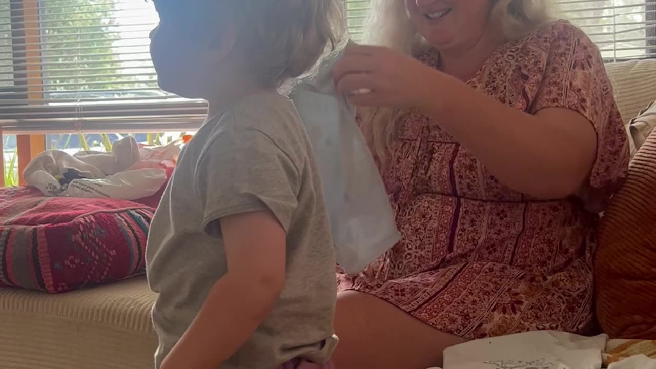 Sister Has Emotional Reaction to Her Sister's Surprise Pregnancy