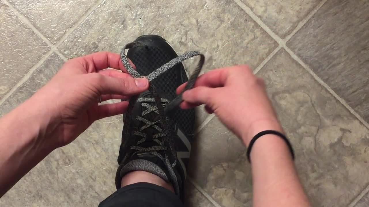 How to Tie Your Shoes in less than a minute