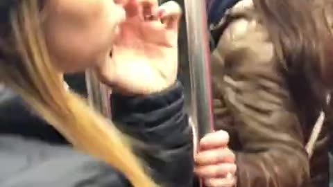 Paris metro pickpocketing 