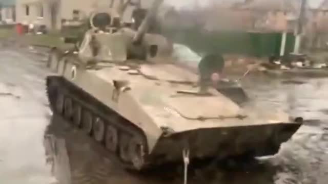 Russian tanks requisitioned by the Ukrainian army #ukrainewar #shorts #war