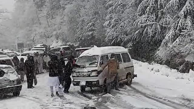 Snowfall in murree | tiktok