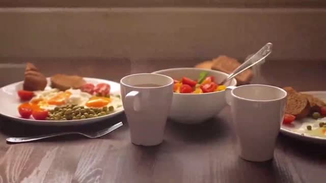 Make this breakfast for two with your sweetheart.