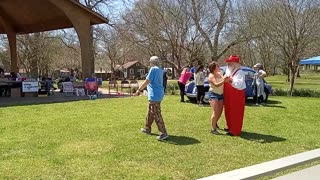 Glenn Lenderman Singing at The 2022 East Texas VW Porsche Show