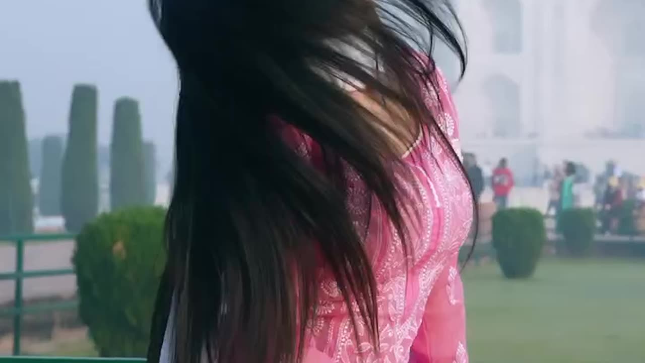 "Taj Mahal" Transition