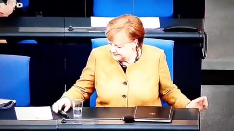 Nel vederla così spensierata…