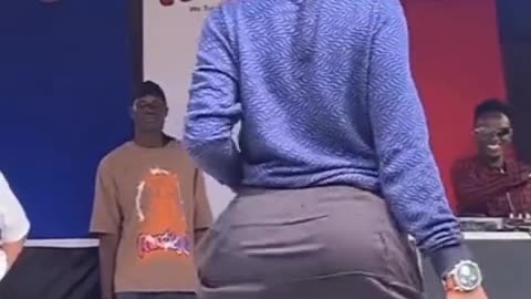 Which school is this..😎