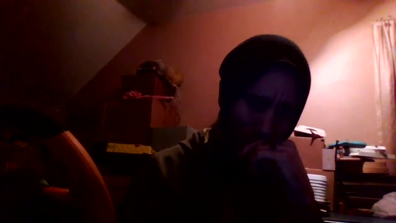 [Cyraxx Youtube 2021-1-20] answering the question Why its relationships are hard (False Start)