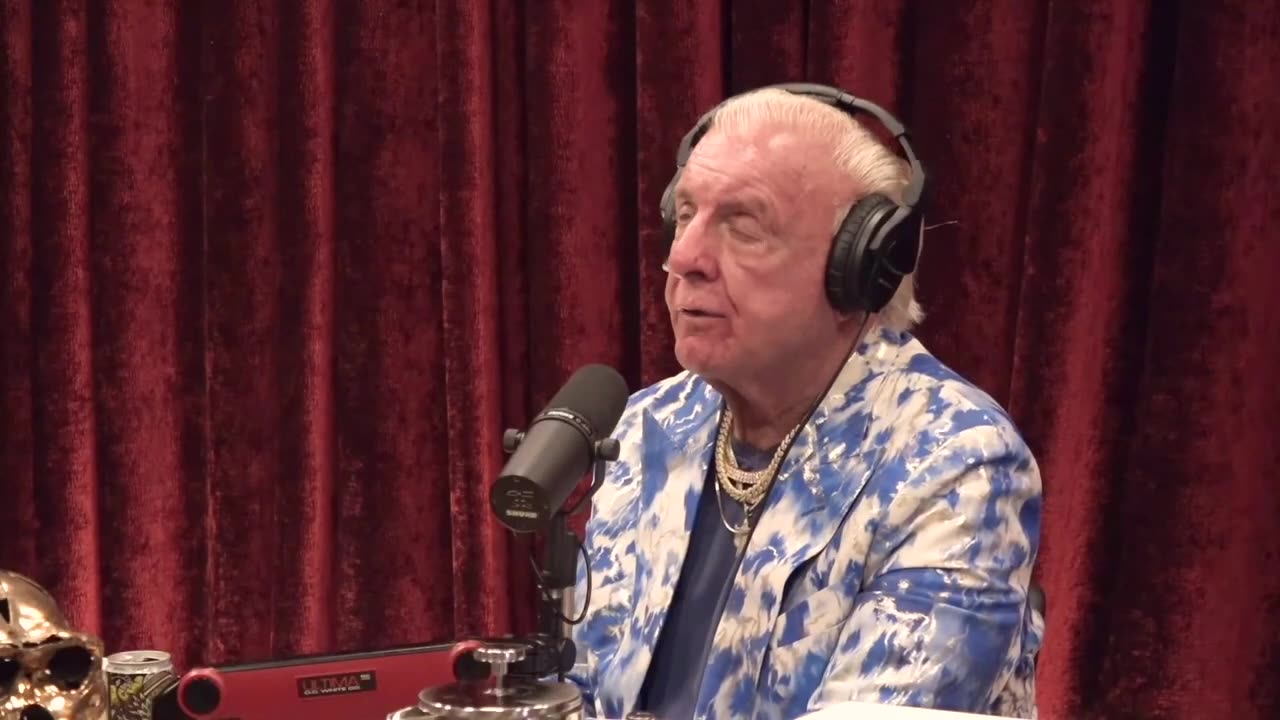 Ric Flair on Paying Ex-Wife $2 MILLION Per Year! Joe Rogan & Ric Flair #jre