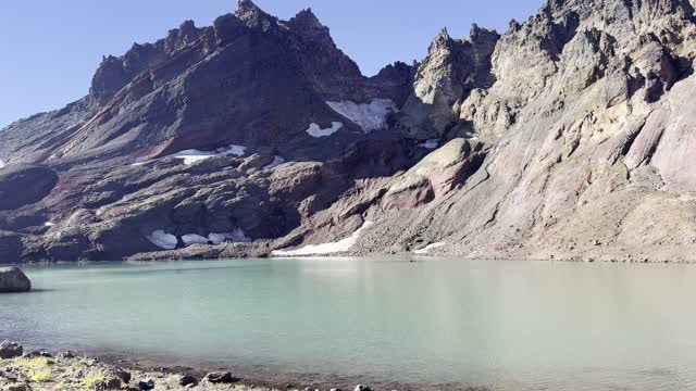 THIS IS Beauty Personified – No Name Lake & Broken Top – Central Oregon – 4K