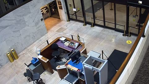 1451HSOB02ConAveDoor_2021-01-06_00h20min00s023ms.mp4