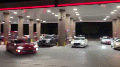 ΠΑΝΙΚΟΣ ΣΤΗΝ ΑΜΕΡΙΚΗ